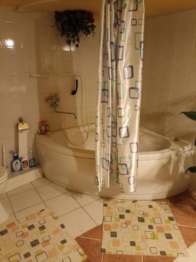 Toth Apartman Telkibánya Exteriör bild